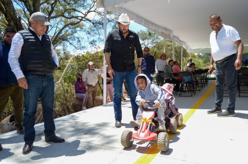 e1a1008c-0dcf-40db-b7a3-f30f0ad0b78e