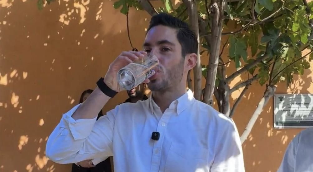 a6a3f041-bc64-4433-b454-a9ef3260b41b